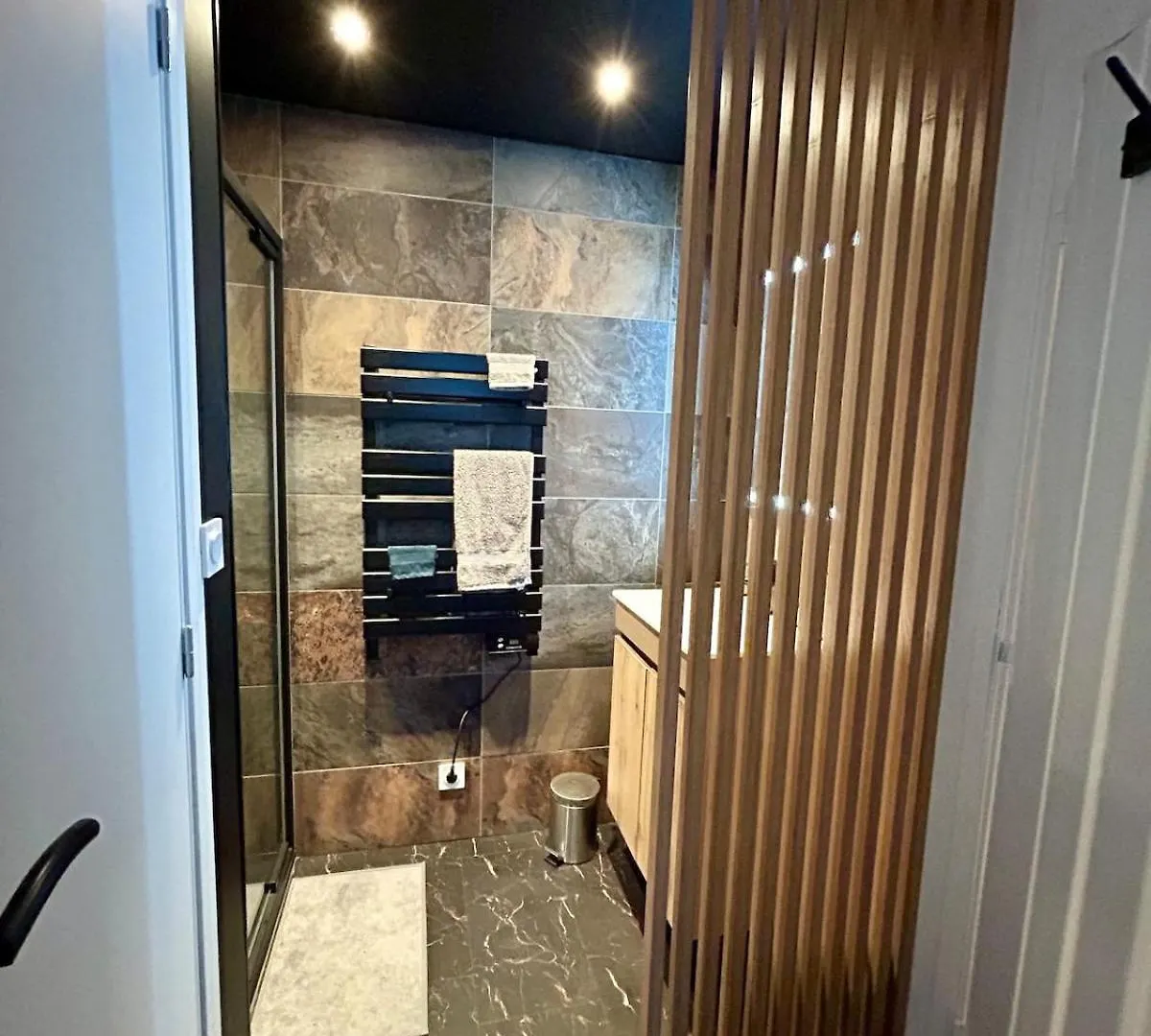 Appartement Chic & Elegant Proche De La Mer Yffiniac 0*,